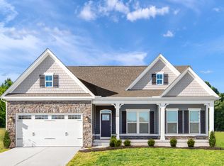 5011 Clifton Mill Dr, North Ridgeville, OH 44039
