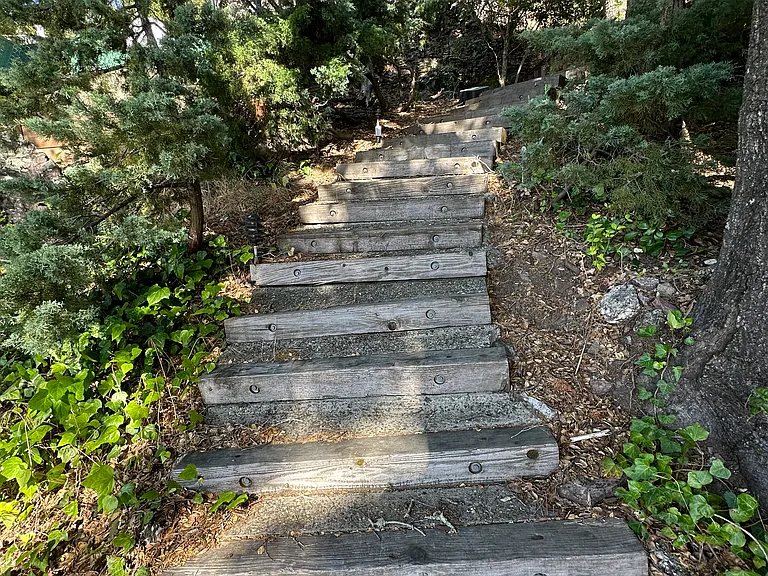 18 Pepper Way — Photo 47