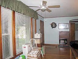 4th image of 2101 Eden Ave