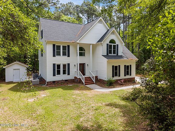3rd image of 10224 Timber Ridge Court SE