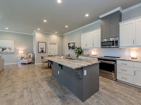 2nd image of 3625 Kenyon Dr #1