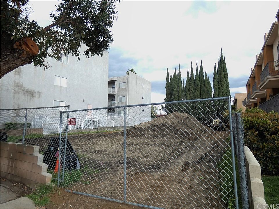 1st image of 10815 Hortense St