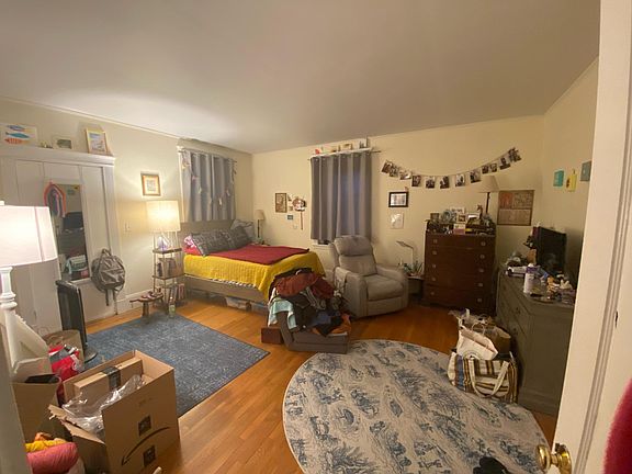 5th image of 37 Englewood Ave #12