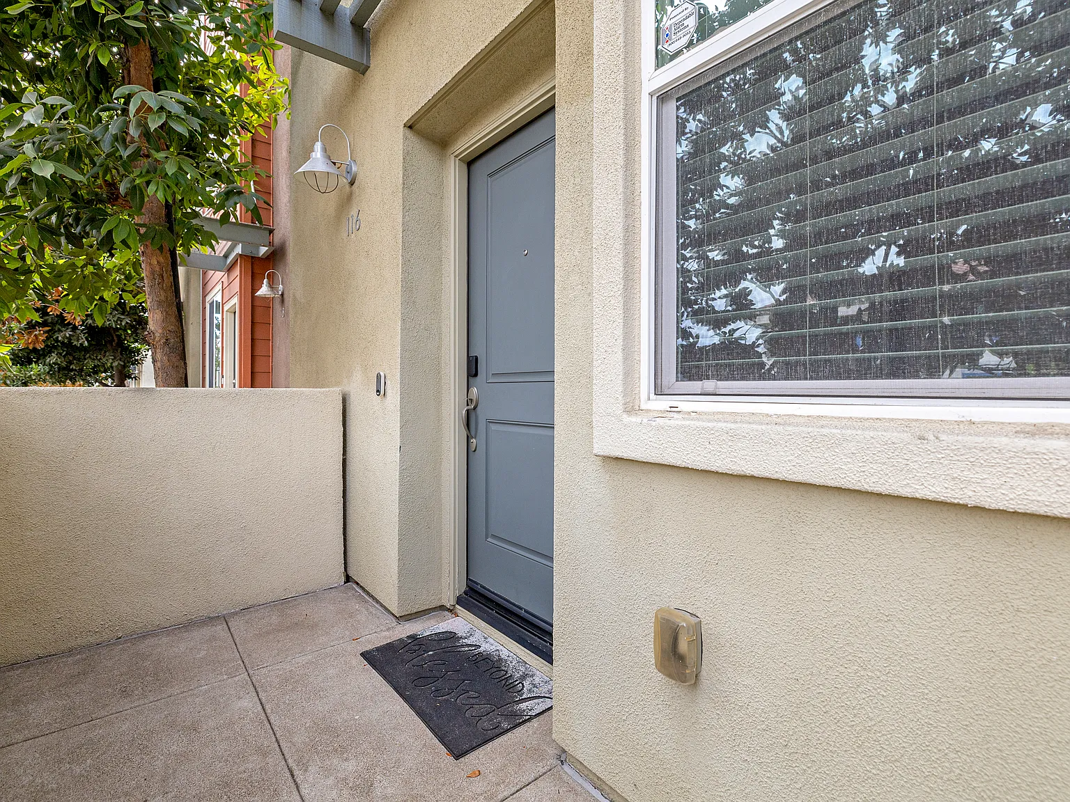 3 bed, 1451 sqft, $3,700 — Photo 4