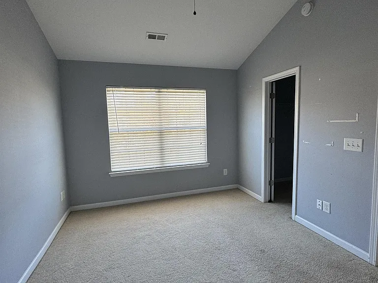 11142 Derryrush Dr — Photo 15