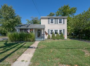 33 Tinton Ave, Eatontown, NJ 07724