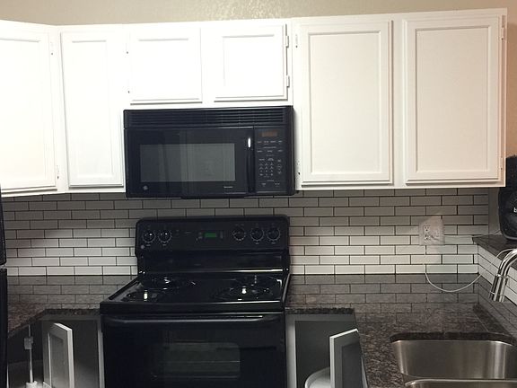 4th image of 3015 Bomar Ave