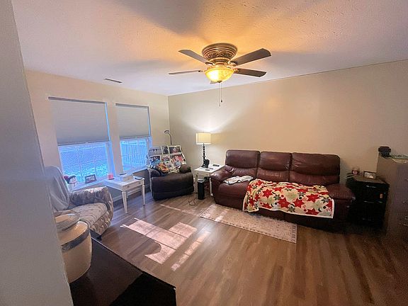 2nd image of 116 Dogwood Dr