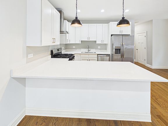5th image of 4741 S Michigan Ave #2