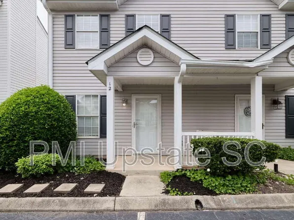 12 Hayfield Ln, Greer, SC 29650