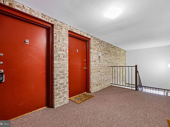 3rd image of 421 Christopher Ave APT 14