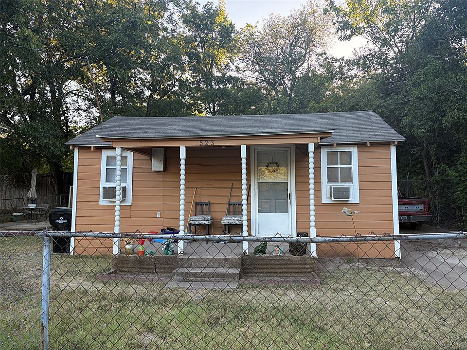 1st image of 523 N 3rd St