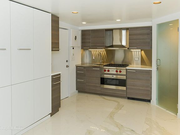 2nd image of 398 Bleecker St #F
