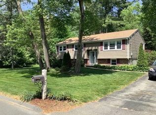 8 Governor Fuller Rd, Billerica, MA 01821