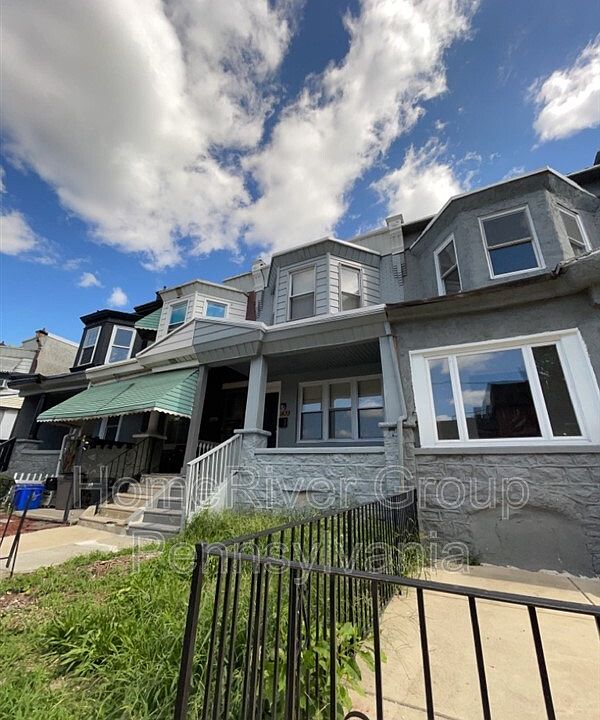 1st image of 1439 N Alden St