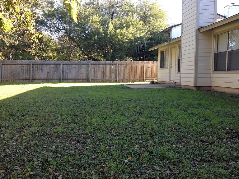 11305 Blackmoor Dr — Photo 19
