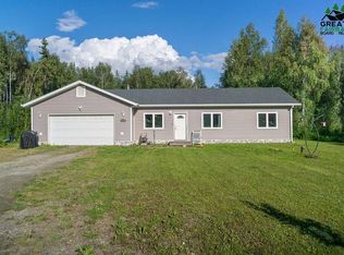 1260 Toolik Dr, North Pole, AK 99705