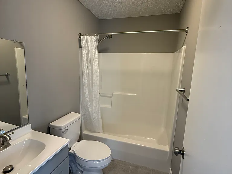 30 Sycamore Dr — Photo 23