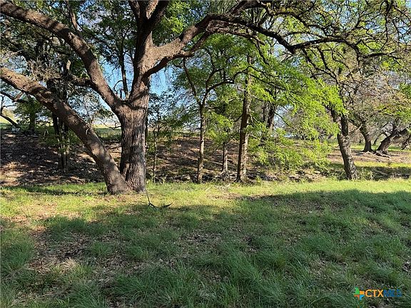 2nd image of 118 Guadalupe Dr