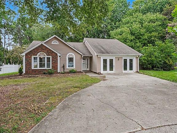 2nd image of 4123 Silver Fox Ct