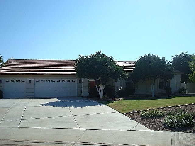 1st image of 1016 N Omaha Cir