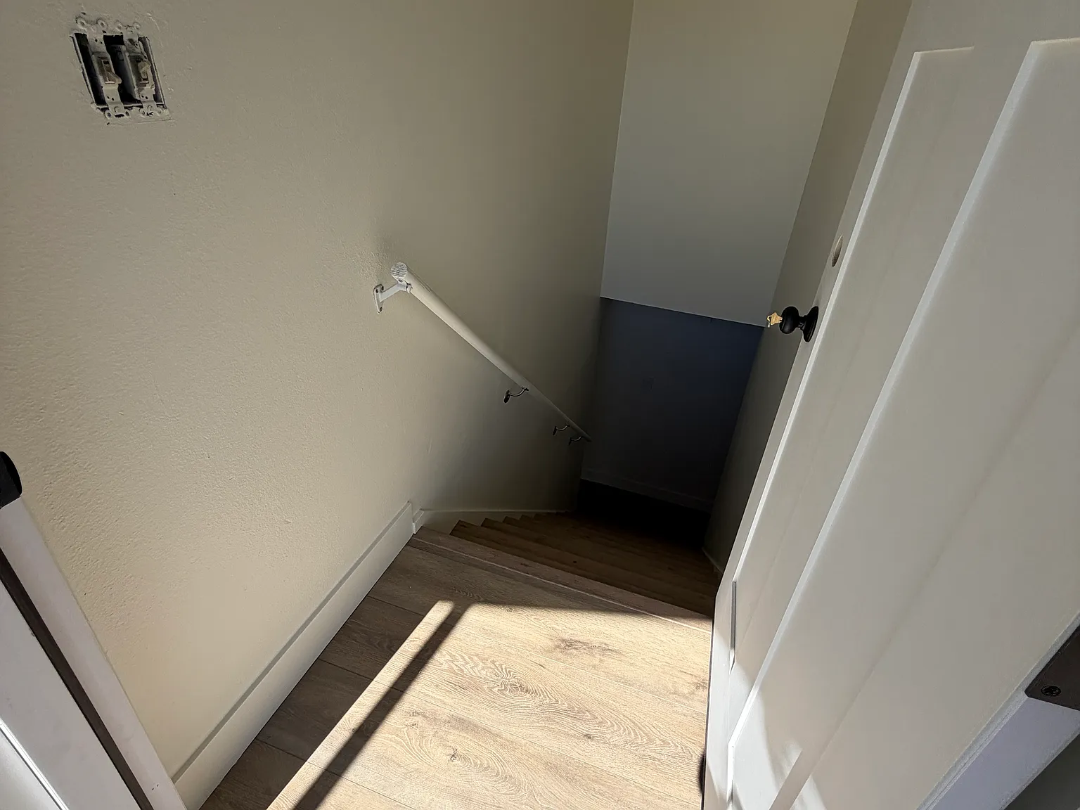 3 bed, 1100 sqft, $1,725 — Photo 2