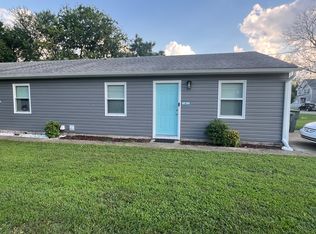 8030 Thompson Rd, Norfolk, VA 23518