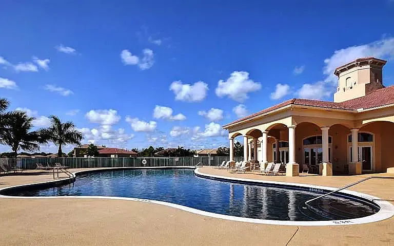 Heated swimming pool