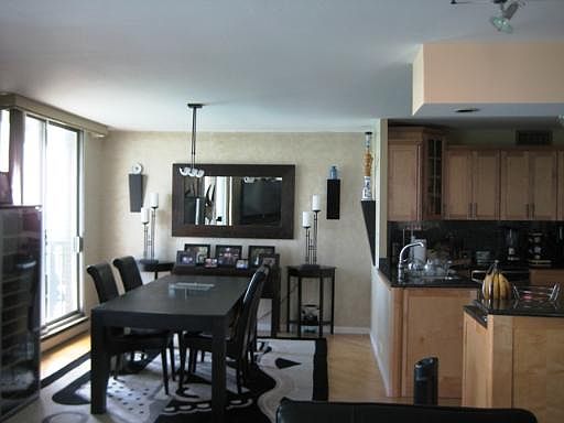 4th image of 6007 Sheridan St #38B