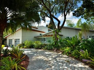3352 Tanglewood Dr, Sarasota, FL 34239