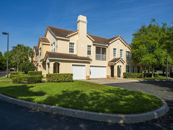 3rd image of 2528 57th Cir Unit 2528