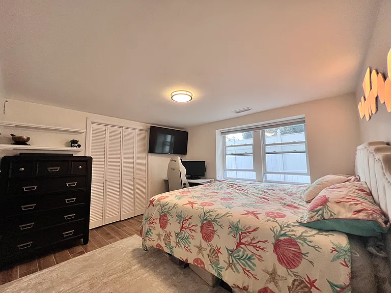 74 Lowell St #1B — Photo 5