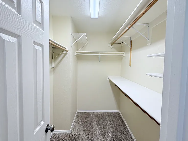 6125 Rosetree Pl NE — Photo 17
