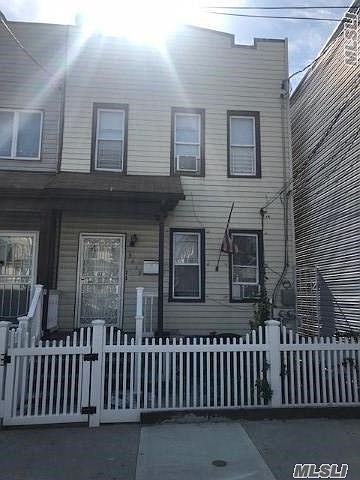 1st image of 9512 88th St