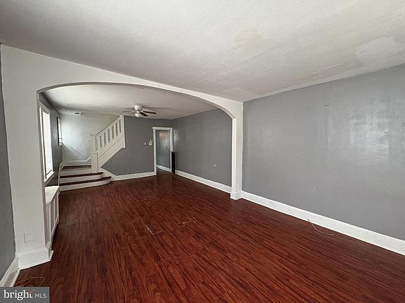 4th image of 20 Charlotte Ave