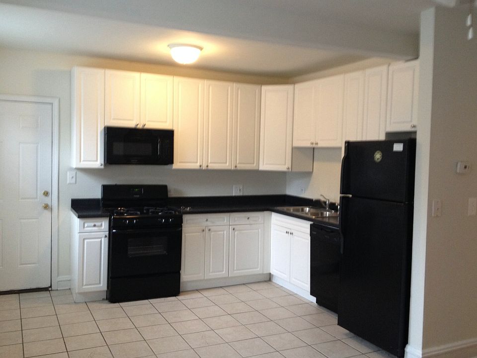 1st image of 1740 W North Shore Ave #1750-1