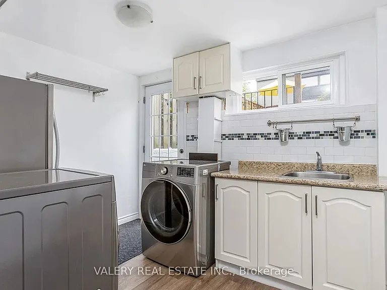 80 Saulter St — Photo 20