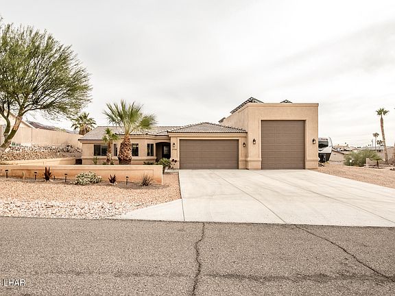 2nd image of 3708 Mission Dr