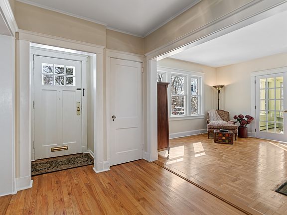 2 Maplewood Street