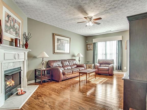 3rd image of 440 Rockbridge Trl