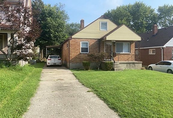 2nd image of 219 E Beechwood Ave