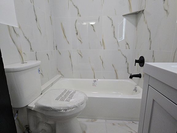5th image of 23-25 Columbia Ave #3