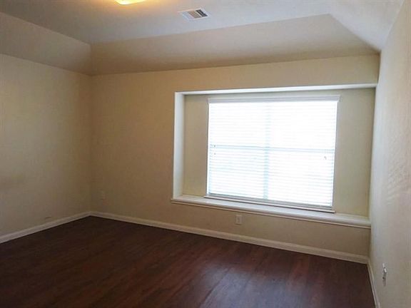 5th image of 6006 Brenwood Trails Ln