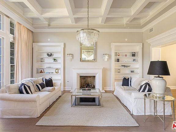5th image of 1460 N Doheny Dr