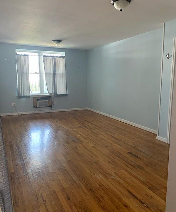 2nd image of 9711 Alstyne Ave #1