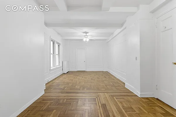 Sold by Compass | media 17