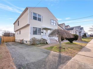 348 Henry Ave, Stratford, CT 06614