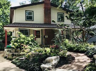 214 Oak Tree Dr, Saint Louis, MO