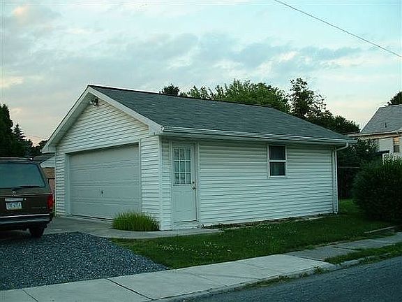 Two car oversized garage