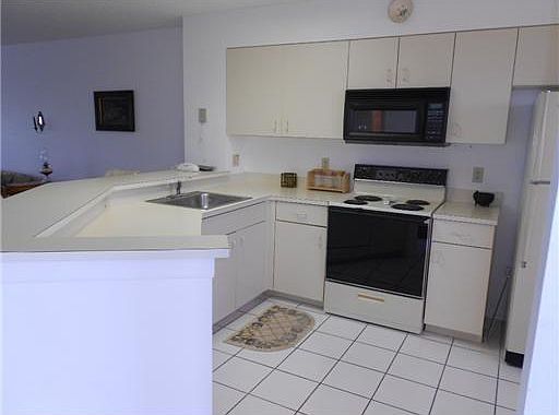 2nd image of 2240 N Cypress Bend Dr APT 507